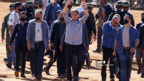 América Latina no puede con el coronavirus y Bolsonaro amenaza con sacar a Brasil de OMS