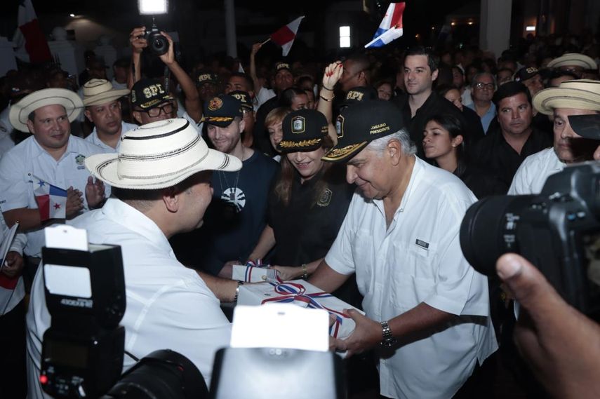 Mulino celebró en el Palacio de las Garzas los 121 años de vida republicana de Panamá