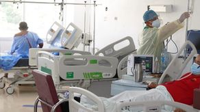 85.8% de defunciones corresponden a personas sin esquema completo de vacunación