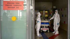 Nuevo récord de muertes diarias en Rusia por covid-19