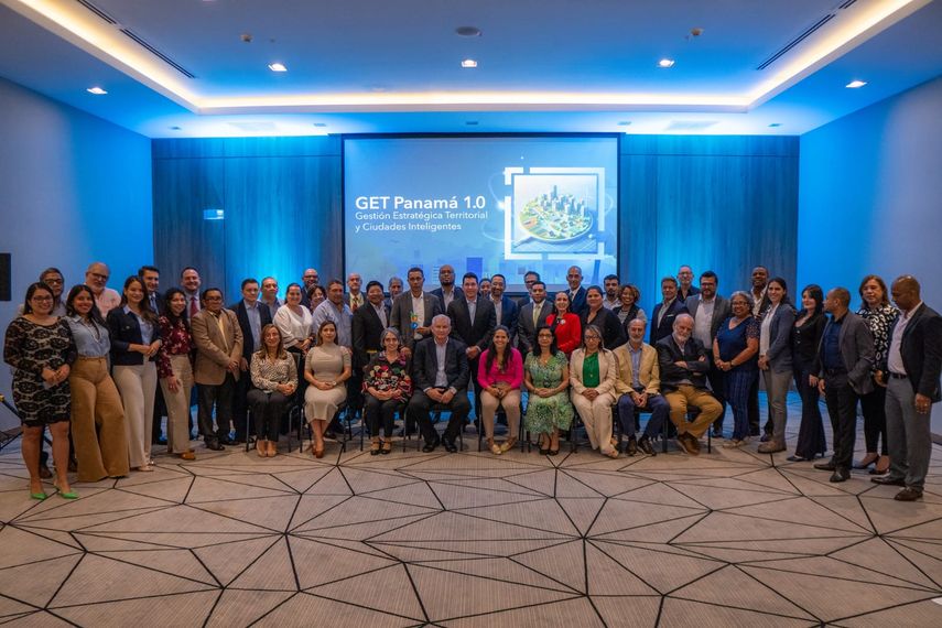 Utilizando estas herramientas, cada habitante de Chepo puede tener una identidad y ser parte de las soluciones mediante un proceso de participación y colaboración en un entorno digital. Utilizando estas herramientas, cada habitante de Chepo puede tener una identidad y ser parte de las soluciones mediante un proceso de participación y colaboración en un entorno digital.