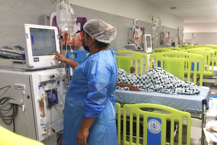 Esta es la primera instalación que opera con las nuevas máquinas de hemodiálisis incluidas en el contrato por más de $178 millones que la Caja de Seguro Social (CSS) suscribió. Esta es la primera instalación que opera con las nuevas máquinas de hemodiálisis incluidas en el contrato por más de $178 millones que la Caja de Seguro Social (CSS) suscribió.