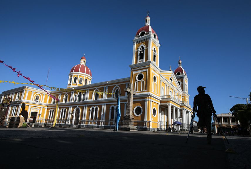Iglesia panameña tilda de atentado la expulsión de un obispo en Nicaragua