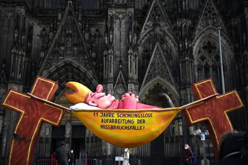 Informe revela cientos de casos de abuso sexual perpetrados por el clero en Alemania