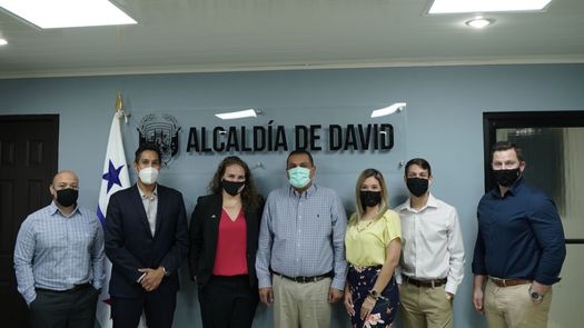 La delegación de la Embajada de Estados Unidos, la Alcaldía de David y CECOMRO, analizaron alianzas estratégicas que permitan el desarrollo de proyectos en materia de inclusión educativa, salud y seguridad.