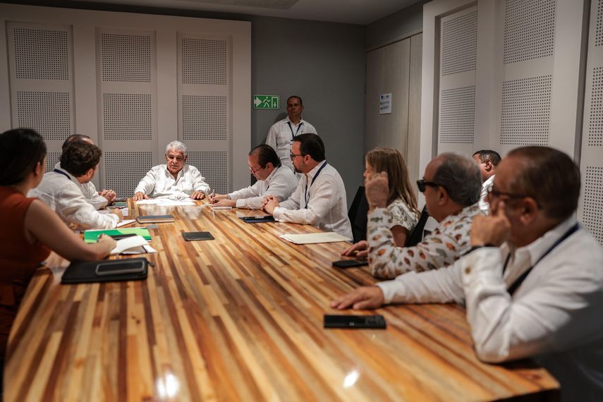 Delegación de Panamá encabezada por el presidente Mulino, se reunión con el CAF en Colombia. Delegación de Panamá encabezada por el presidente Mulino, se reunión con el CAF en Colombia.