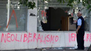 Protestas en Chile buscan sentirse en barrios ricos de Santiago