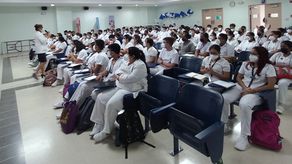 Estudiantes de la UP se capacitan sobre viruela del mono