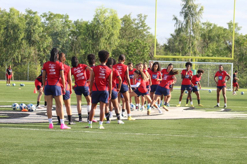 Las chicas de la Selección de Panamá se preparan para su primera participación en un Mundial. Las chicas de la Selección de Panamá se preparan para su primera participación en un Mundial.