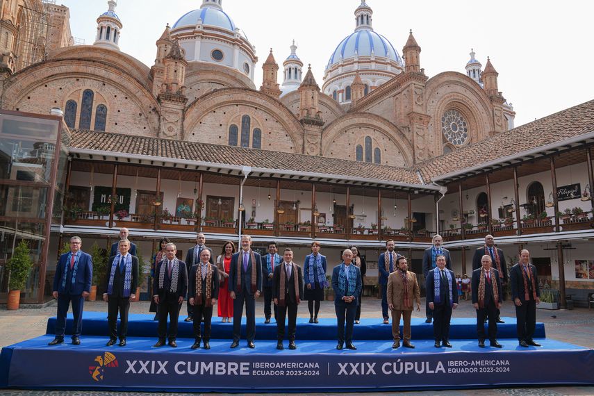Cumbre Iberoamericana de Ecuador cierra sin consenso pero con promesas por el clima y Haití