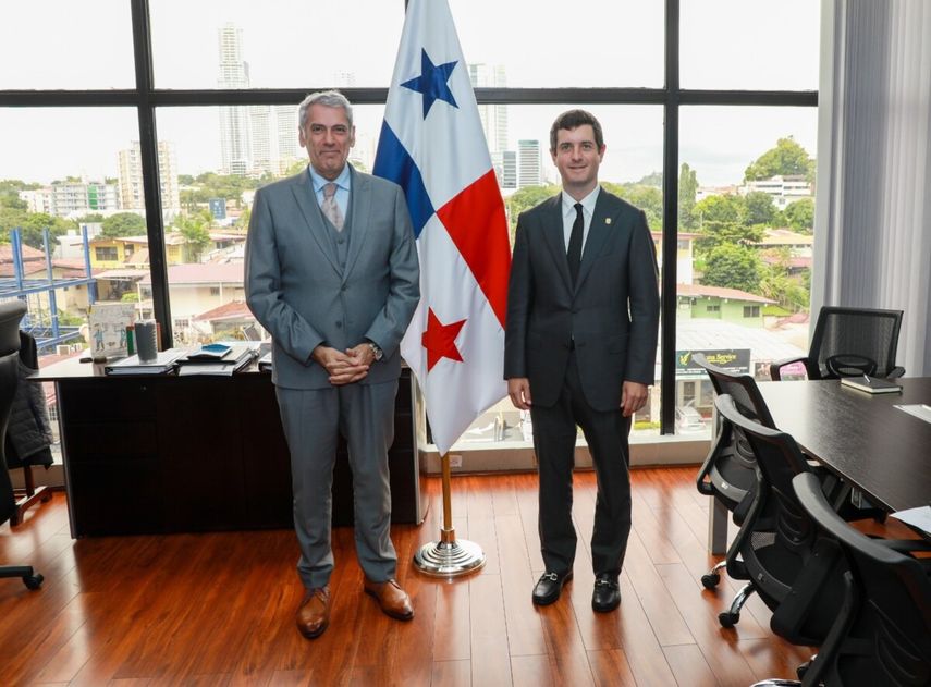 Panamá y Grecia exploran nuevos acuerdos bilaterales