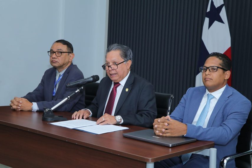 Minsa lanza nueva plataforma para consulta online sobre existencia de medicamentos