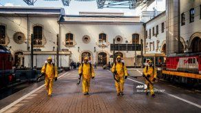 Los empleados rusos que se nieguen a vacunarse podrán ser despedidos sin sueldo