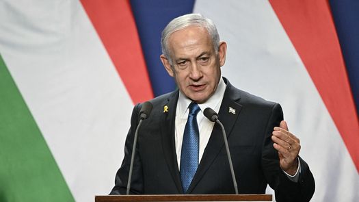 Netanyahu dice que Israel permitirá a los palestinos salir de Gaza