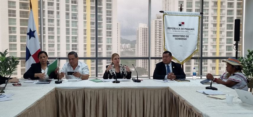 Gobierno y autoridades indígenas acuerdan crear comisión de trabajo permanente