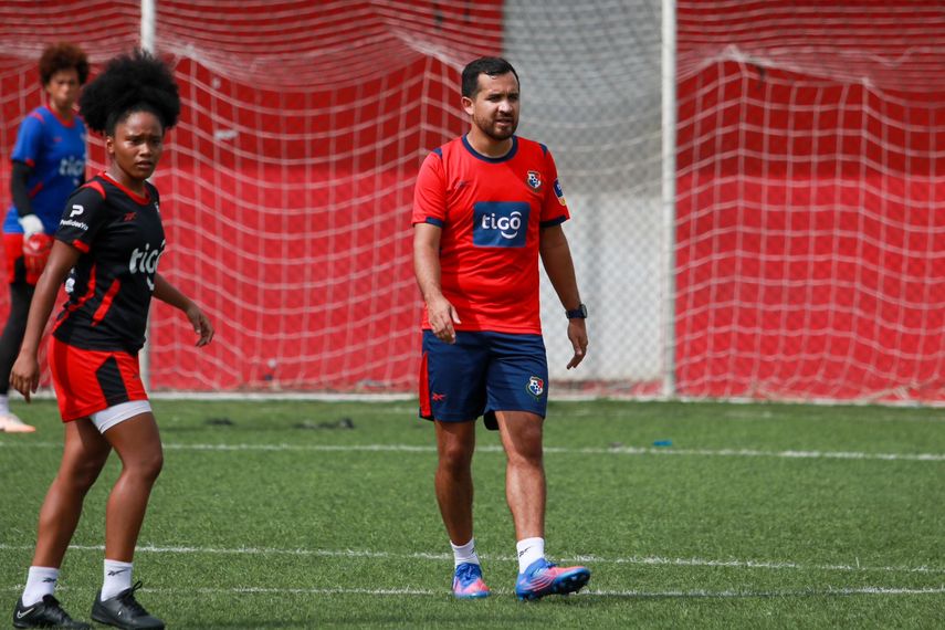 Panamá llama 23 jugadoras para iniciar camino a la Copa Oro