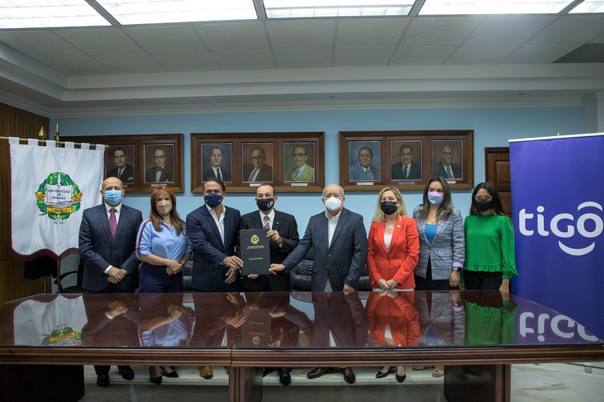 Tigo y la Universidad de Panamá promueven la innovación