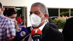 En una gira en Chiriquí, el ministro Sucre tomó posesión hoy como presidente del Patronato del Hospital Materno infantil, José Domingo de Obaldía, cumpliendo una ley que equipara todos los patronatos de hospitales en el país.