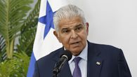 El presidente panameño, José Raúl Mulino, confió este jueves en que la nueva ley que establece un impuesto del 15 % sobre la renta bruta generada en el país a las multinacionales que no demuestren actividad económica permita a Panamá salir de la lista de la UE de jurisdicciones no cooperantes en materia tributaria. El presidente panameño, José Raúl Mulino, confió este jueves en que la nueva ley que establece un impuesto del 15 % sobre la renta bruta generada en el país a las multinacionales que no demuestren actividad económica permita a Panamá salir de la lista de la UE de jurisdicciones no cooperantes en materia tributaria.
