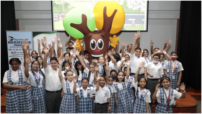 El programa de vacaciones escolares 2024 de la Alcaldía de Panamá, abarca desde el lunes 8 de enero al viernes 2 de febrero, en horario de 9 a.m. a 12:45 p.m. El programa de vacaciones escolares 2024 de la Alcaldía de Panamá, abarca desde el lunes 8 de enero al viernes 2 de febrero, en horario de 9 a.m. a 12:45 p.m. 