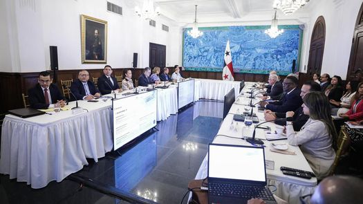 Tercera reunión de transición continuó en el Ministerio de la Presidencia