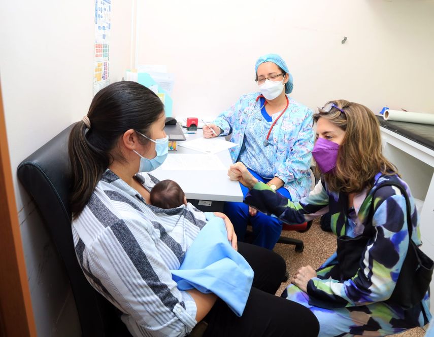 Minsa: Avanza implementación del programa Mamá Canguro