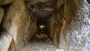 Descubren complejo sistema hidráulico bajo pirámide en México