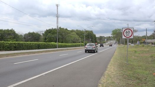 El director de la ATTT respondió que se han tenido reuniones donde se ha manifestado la situación con las señales por lo que se verán cuáles son los lugares señalados para ver si hay anomalías y corregir en las carreteras de Chiriquí.