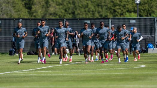 A ocho días de su debut en el Mundial ante Ghana, la Selección de Panamá completó su segunda jornada de trabajo en la localidad canadiense de New Tecumseth, unos 90 kilómetros en el norte de Toronto, mientras recupera paulatinamente a jugadores importantes, como el portero Luis Mejía y el capitán Aníbal Godoy. A ocho días de su debut en el Mundial ante Ghana, la Selección de Panamá completó su segunda jornada de trabajo en la localidad canadiense de New Tecumseth, unos 90 kilómetros en el norte de Toronto, mientras recupera paulatinamente a jugadores importantes, como el portero Luis Mejía y el capitán Aníbal Godoy.