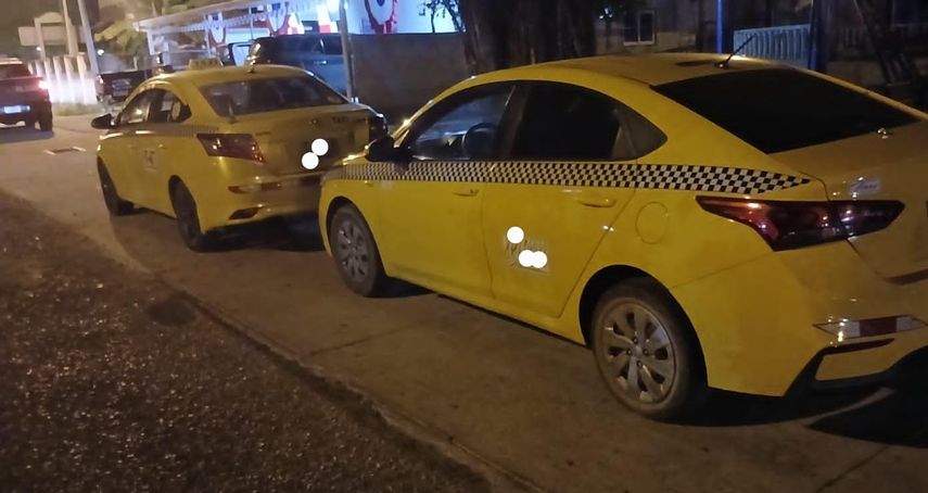 Dos taxistas aprehendidos por la Policía Nacional por supuesto tráfico de migrantes en Chiriquí