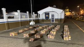 Panamá decomisa más de una tonelada de droga en contenedores en dos puertos