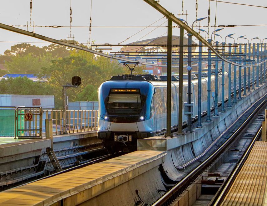 Metro de Panamá extiende horario nocturno por Verano Canal