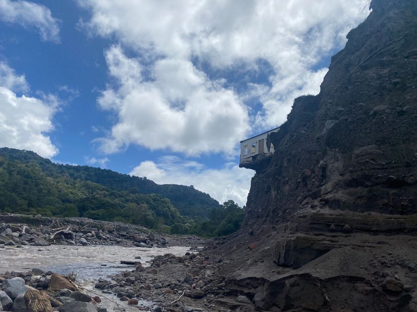 Para este miércoles en la mañana varios ramales del afluente corrían por diferentes partes donde hace unos cinco meses atrás ocurrió lo mismo en Tierras Altas.