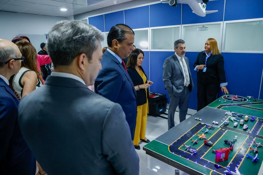 El Instituto Superior de Formación Profesional Aeronáutica (ISFPA), a través de la Autoridad Aeronáutica Civil de Panamá (AAC), es sede de la reunión anual de los Centros de Instrucción de Aviación Civil (CIAC) de la Región Sudamericana de la Organización de Aviación Civil Internacional (OACI). El Instituto Superior de Formación Profesional Aeronáutica (ISFPA), a través de la Autoridad Aeronáutica Civil de Panamá (AAC), es sede de la reunión anual de los Centros de Instrucción de Aviación Civil (CIAC) de la Región Sudamericana de la Organización de Aviación Civil Internacional (OACI).