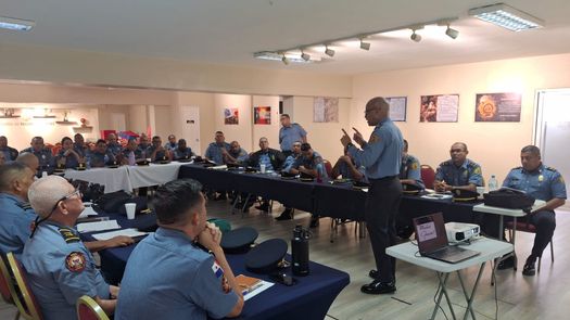 Estos procesos formativos permiten a los bomberos actualizar conocimientos.