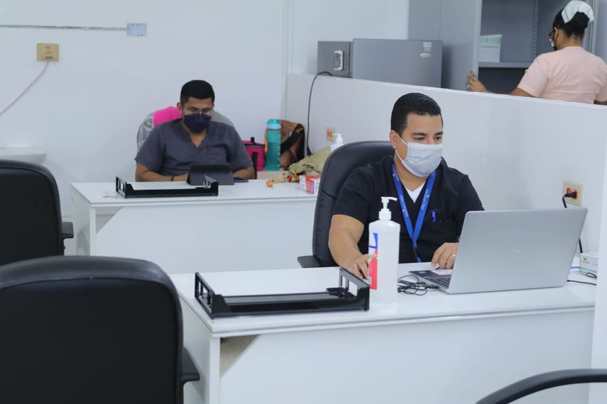 Clínica COVID-19 en el Hospital San Miguel Arcángel