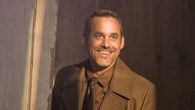 El actor estadounidense Nicholas Brendon, conocido por su papel en la exitosa serie Buffy, la cazavampiros, murió a los 54 años de edad, anunció su familia el viernes. El actor estadounidense Nicholas Brendon, conocido por su papel en la exitosa serie Buffy, la cazavampiros, murió a los 54 años de edad, anunció su familia el viernes.