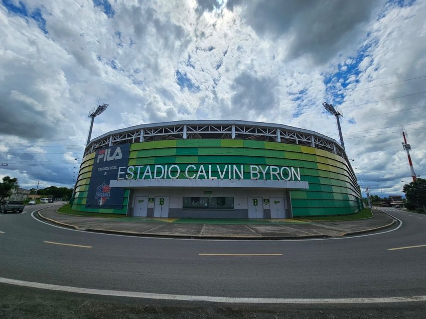 Las protestas en la provincia de Bocas del Toro "escalaron peligrosamente" con saqueos a las instalaciones de la bananera Chiquita y vandalismo a algunas instalaciones públicas, alertó el Gobierno panameño, que señala como responsables a los "grupos radicalizados". Las protestas en la provincia de Bocas del Toro "escalaron peligrosamente" con saqueos a las instalaciones de la bananera Chiquita y vandalismo a algunas instalaciones públicas, alertó el Gobierno panameño, que señala como responsables a los "grupos radicalizados".