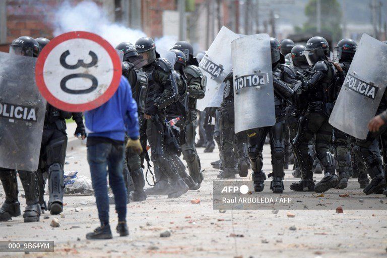 Sangrientas protestas en Colombia dejan decenas de muertos