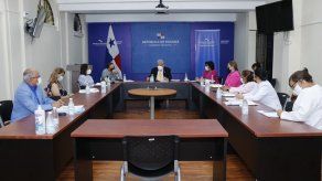 MINSA y ANEP realizan acercamientos para el pago de enfermeras