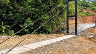 Puentes colgantes benefician a comunidades apartadas en la comarca, señala el MOP. Puentes colgantes benefician a comunidades apartadas en la comarca, señala el MOP.