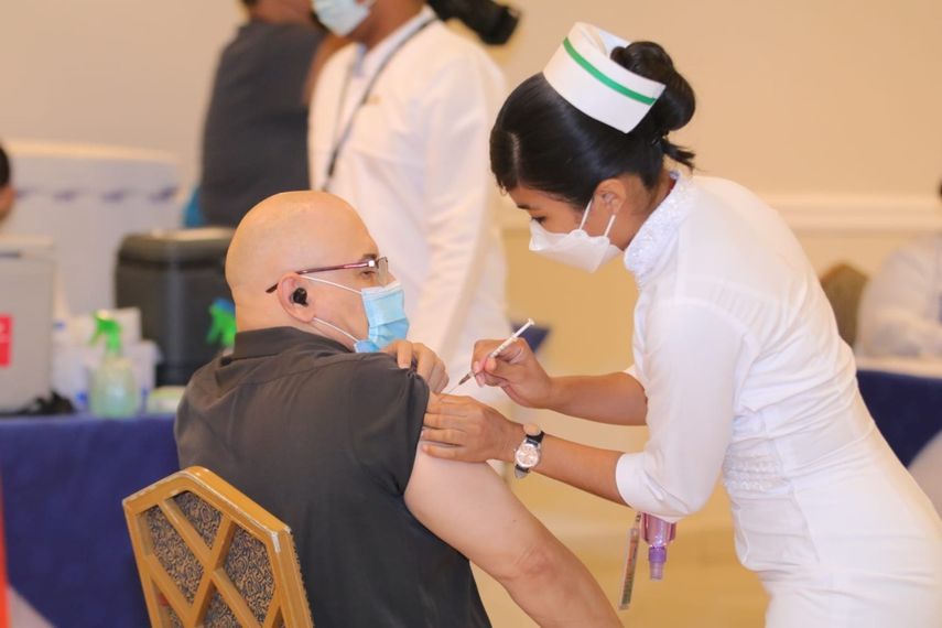 Vacunación en El Panamá y centros comerciales este sábado