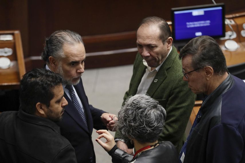 Congreso de Colombia reanuda debate de la reforma pensional de Petro en medio de polémica