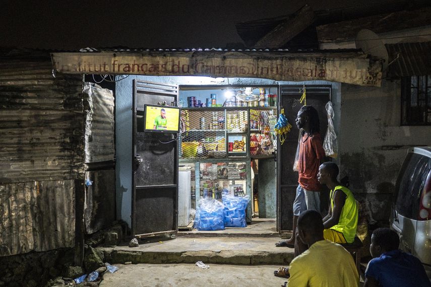 Camerún: Ocho personas mueren aplastadas frente a estadio