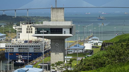 Canal de Panamá y compañías de energía inician acercamientos para construir gasoducto