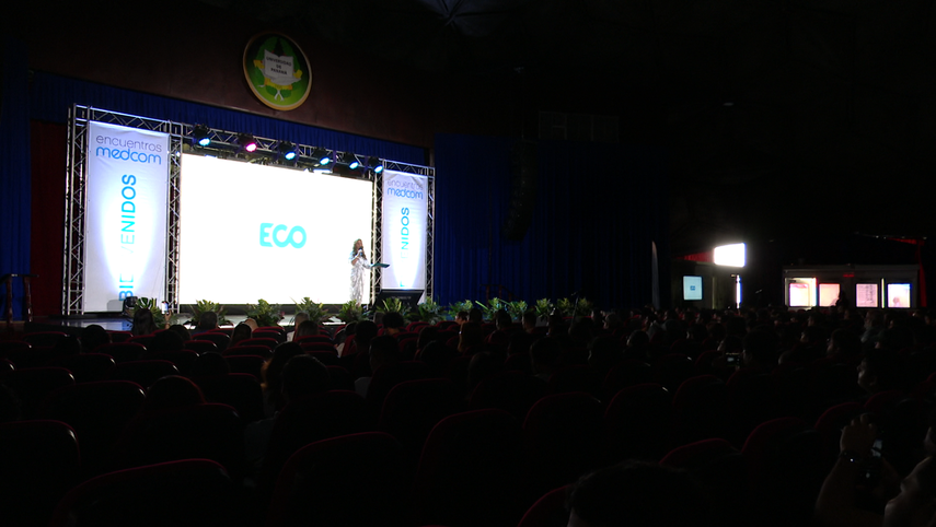 Encuentro Medcom: Estudiantes de Comunicación conocieron el mundo de la televisión