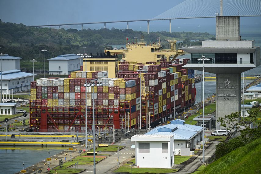 Canal de Panamá prevé invertir 3.000 millones de dólares en 5 años en nuevos negocios