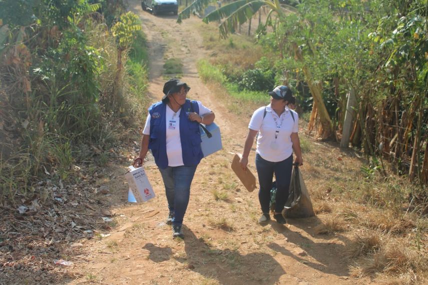 El MINSA aplicó 60,572 dosis contra el Sarampión en todo el país. El MINSA aplicó 60,572 dosis contra el Sarampión en todo el país.