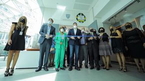 Inauguran aulas modernas para estudiantes de medicina y enfermería de la UP