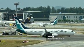 Más de 15 países prohíben volar a los Boeing 737 MAX tras accidente mortal